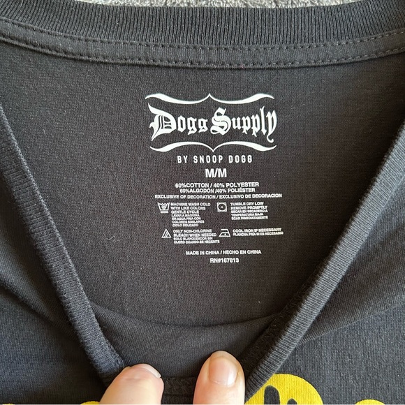 Dogg Supply Snoop Dogg Size M Unisex T Shirt NWOT - Picture 3 of 6